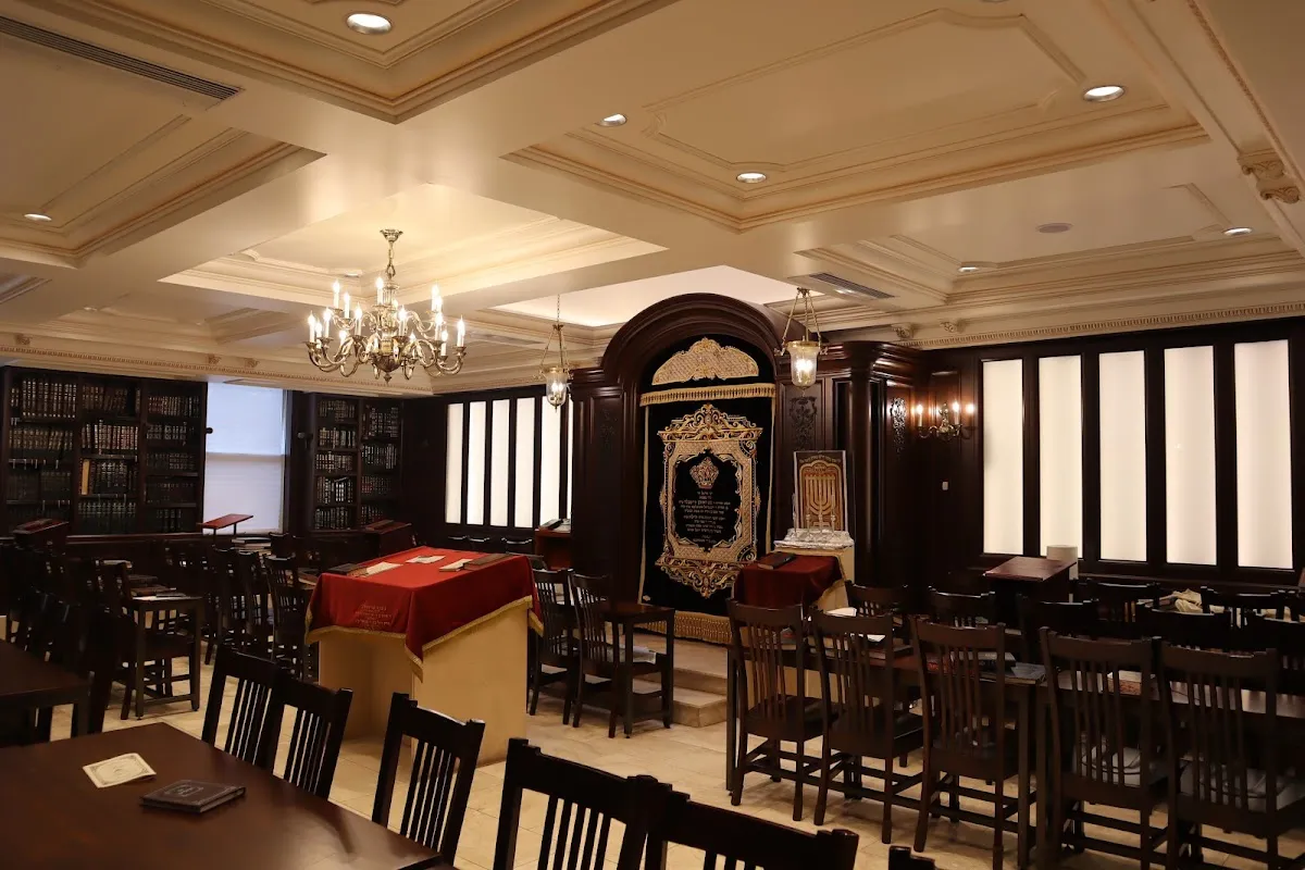 Congregation Gate David of Bobov