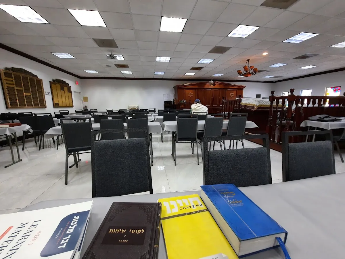 Congregation Levi Yitzchok de Hallandale Beach — photo 7