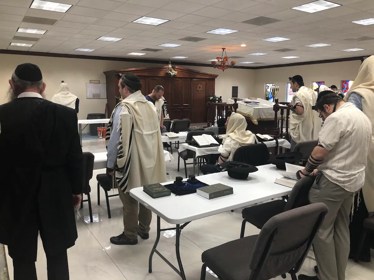 Congregation Levi Yitzchok de Hallandale Beach — photo 8