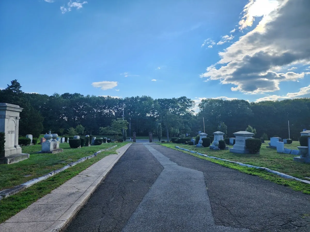 Congregation Mishkan Israel Cemetery — photo 3