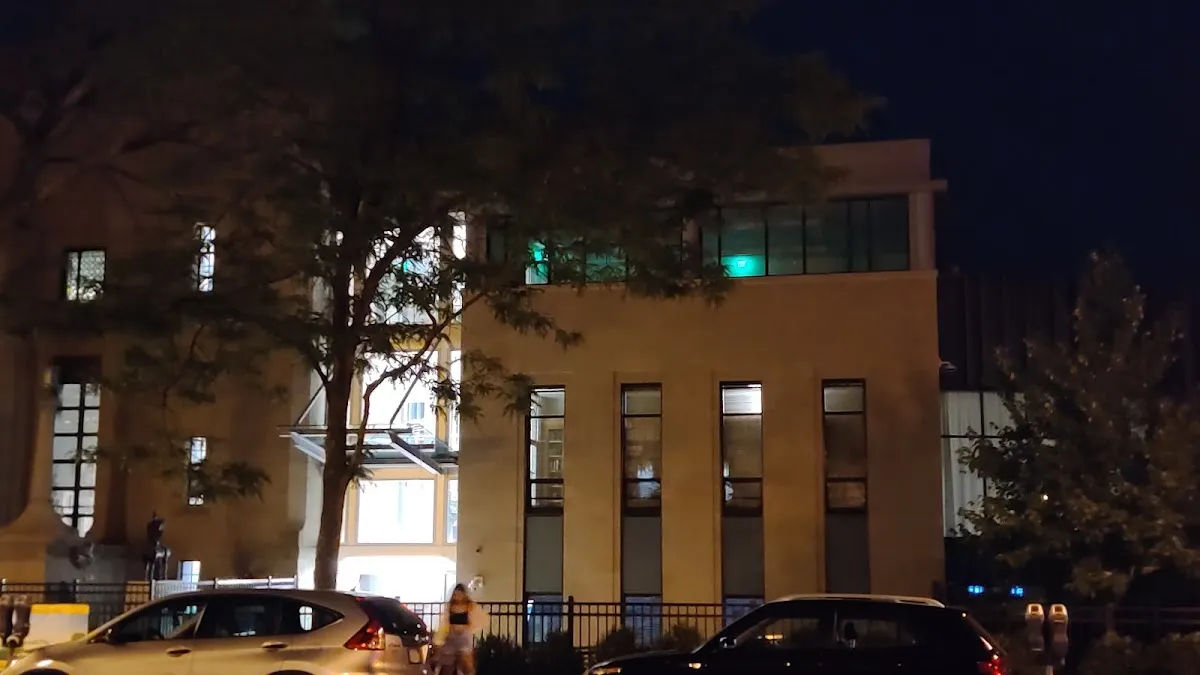 Congregation Mishkan Tefila — foto 5