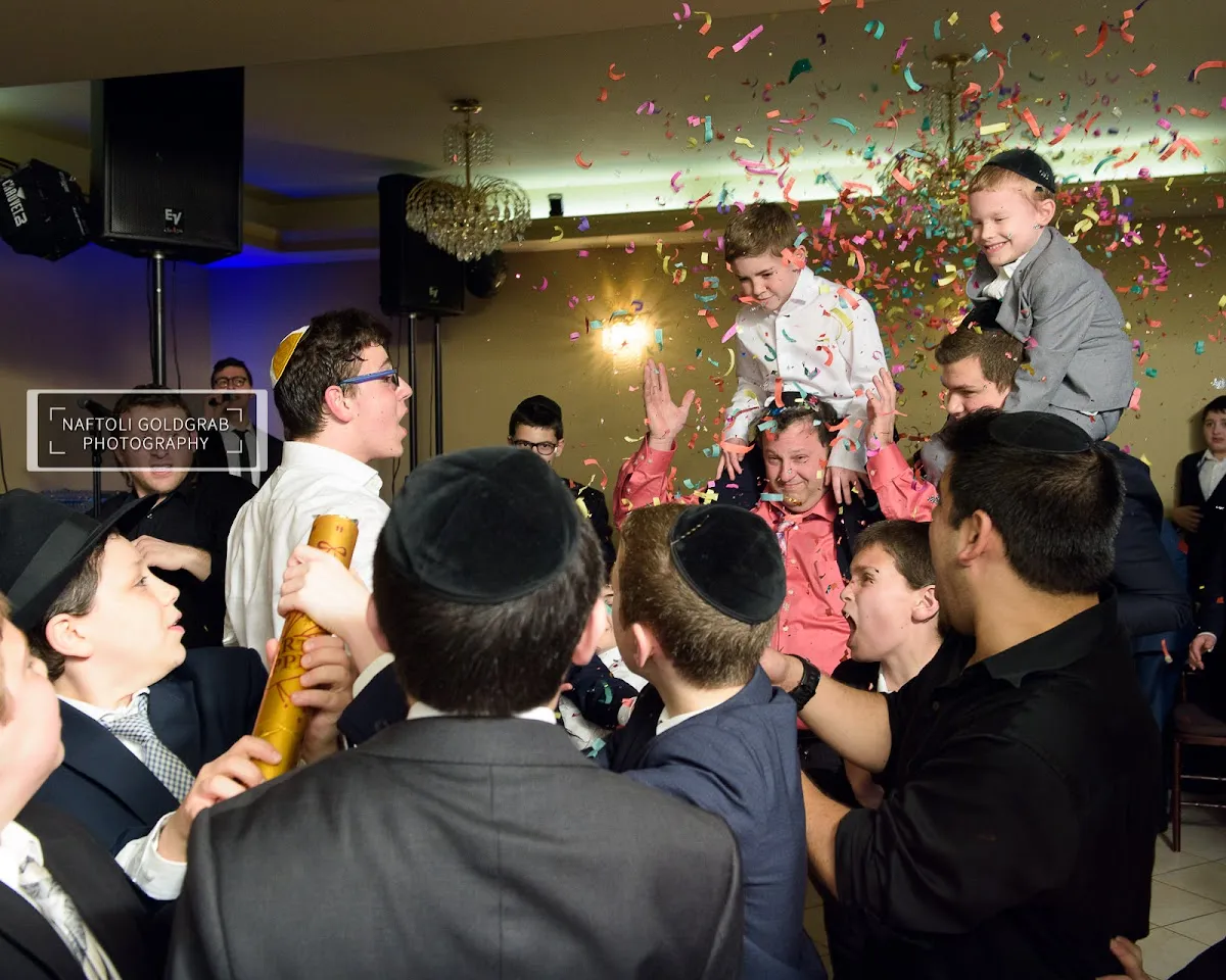 Congregation Nachlas Yitzchok Soblov — foto 3