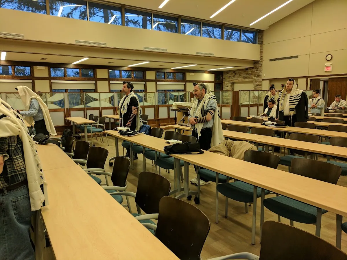 Congregation Shaarei Torah de Cincinnati — photo 2