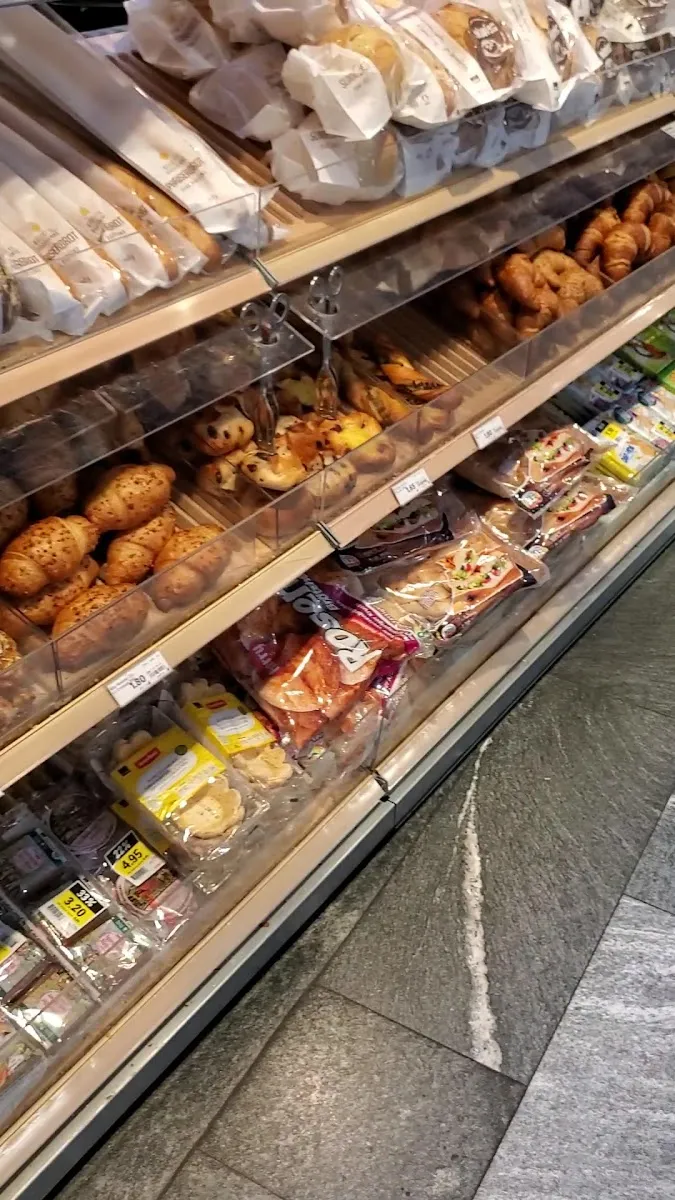 Coop Supermarkt Basel Bachletten — photo 3