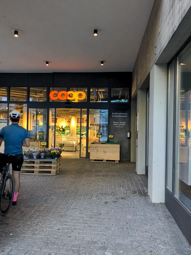 Coop Supermarkt Zürich Manessehof — foto 3