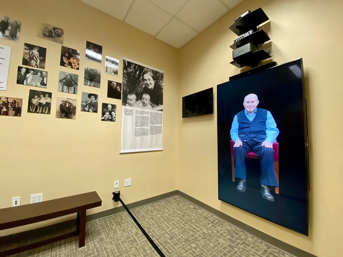 Craig and Barbara Weiner Holocaust Museum — foto 2