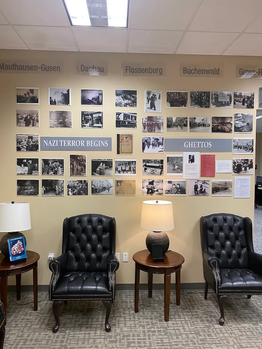 Craig and Barbara Weiner Holocaust Museum — foto 10