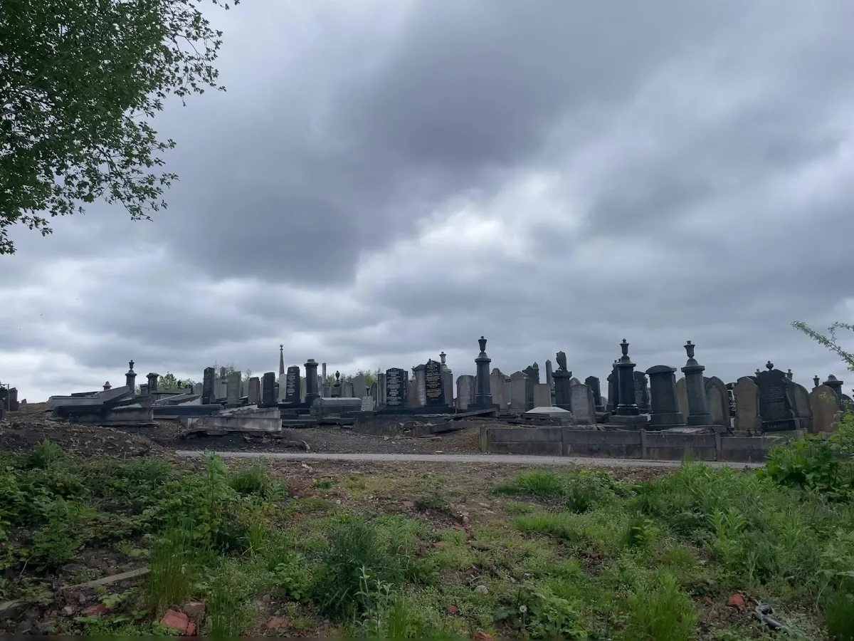 Crumpsall Jewish Cemetery — photo 4