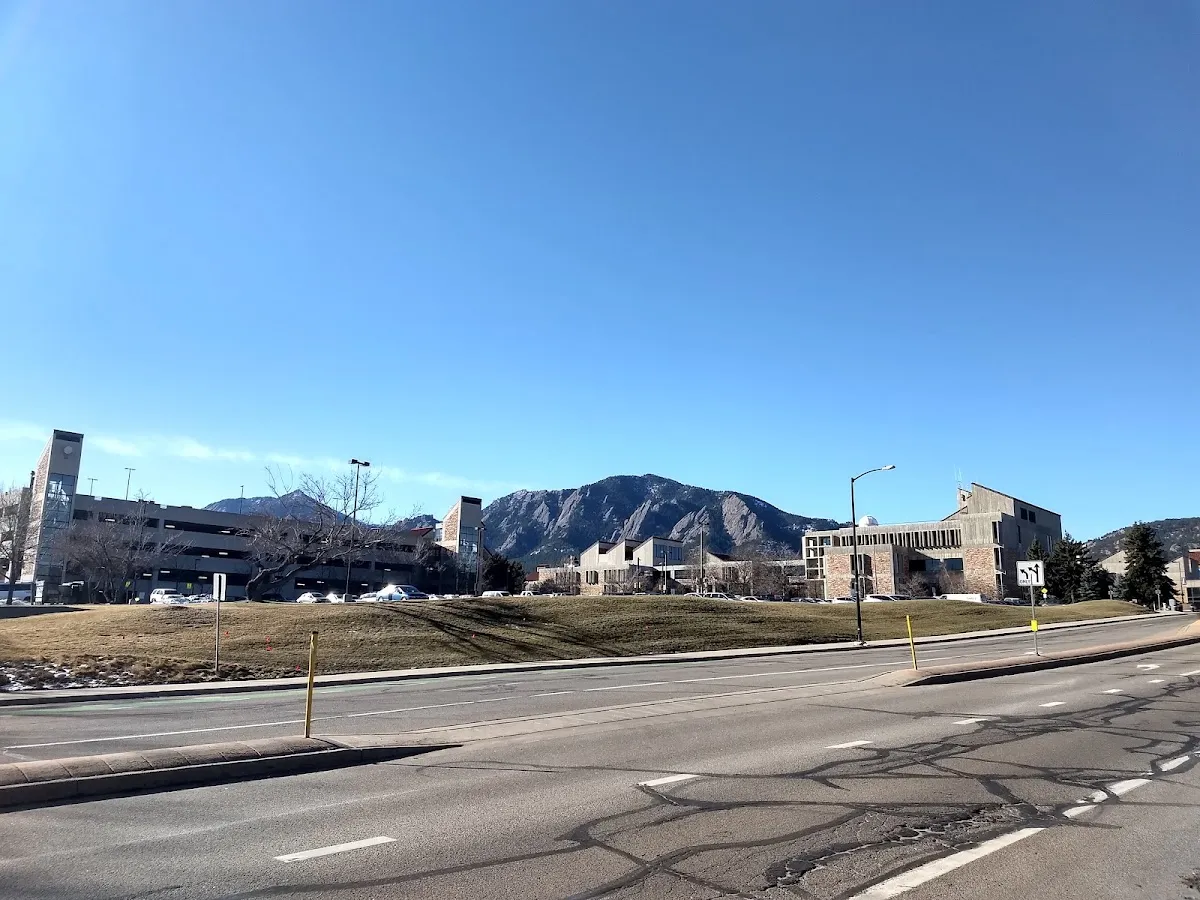 CU Boulder Hillel — foto 9