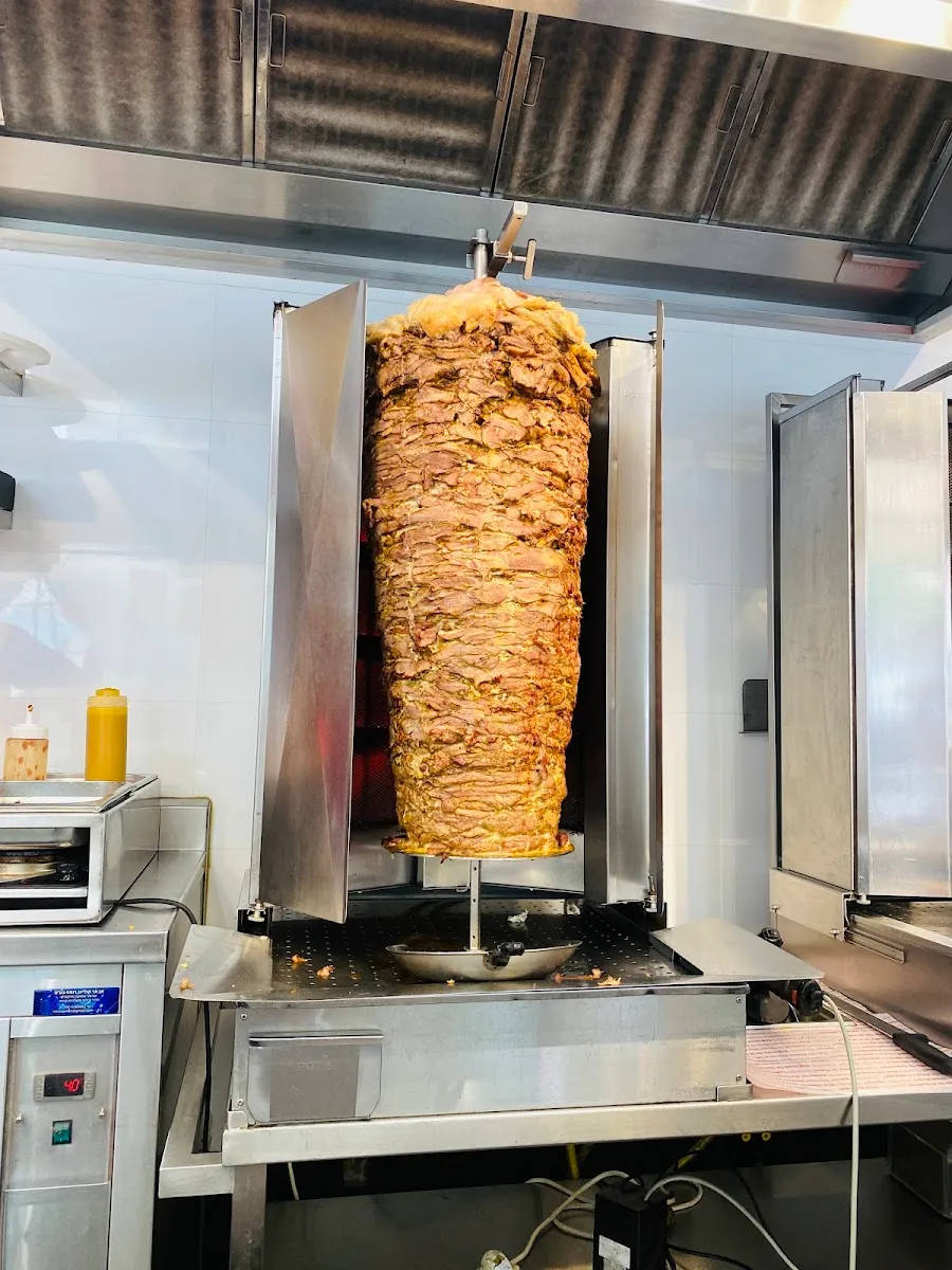 Dabush Shawarma (Ibn Gabirol) — photo 4