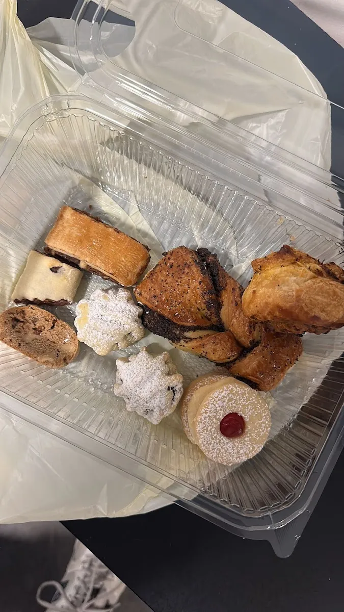 Dagon Patisserie — foto 9