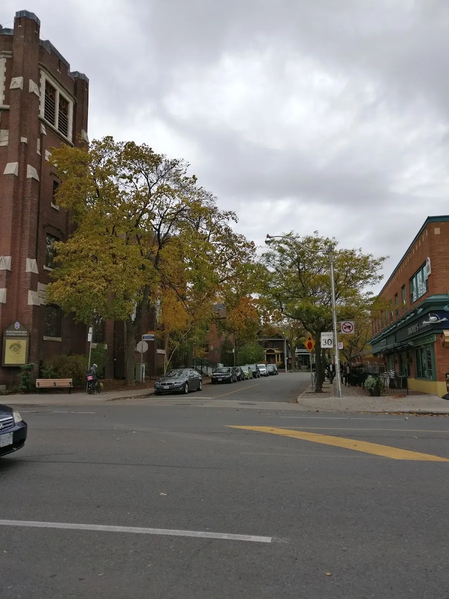 Danforth Jewish Circle — foto 10