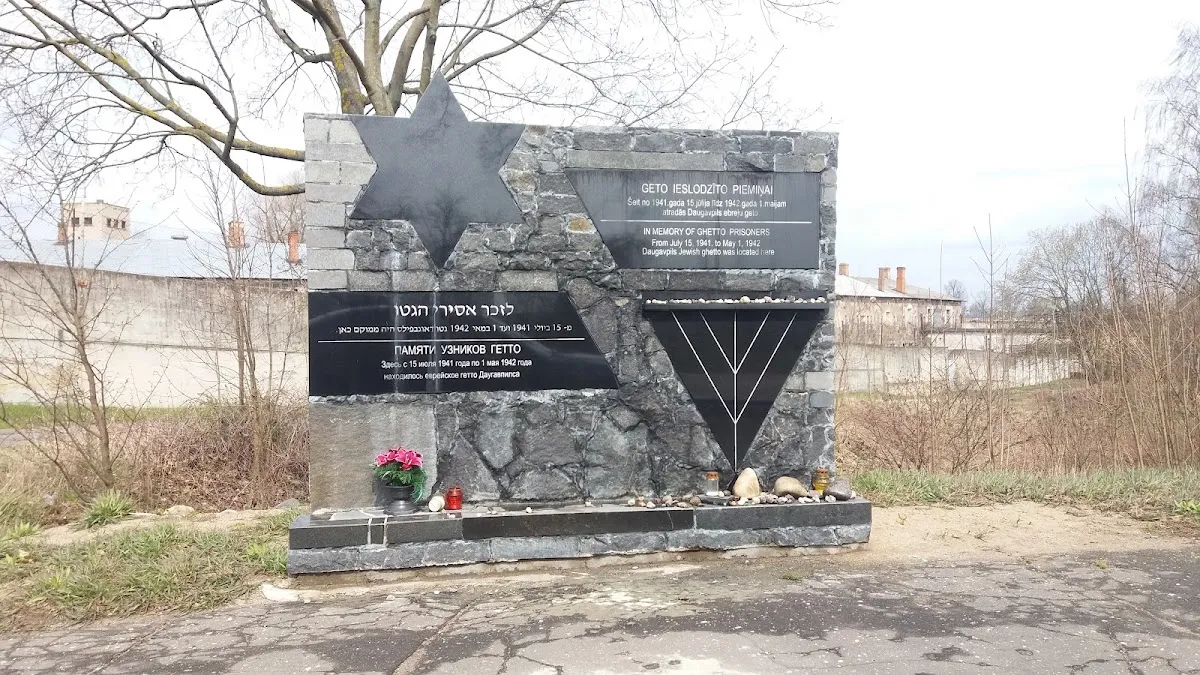 Daugavgrīva Prison, Jewish Ghetto Prisoner Memorial Site — photo 8