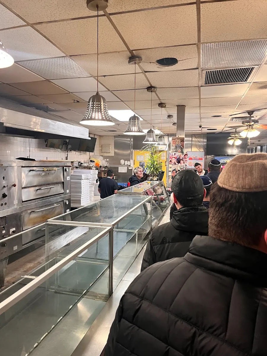David's Famous Pizza — photo 6