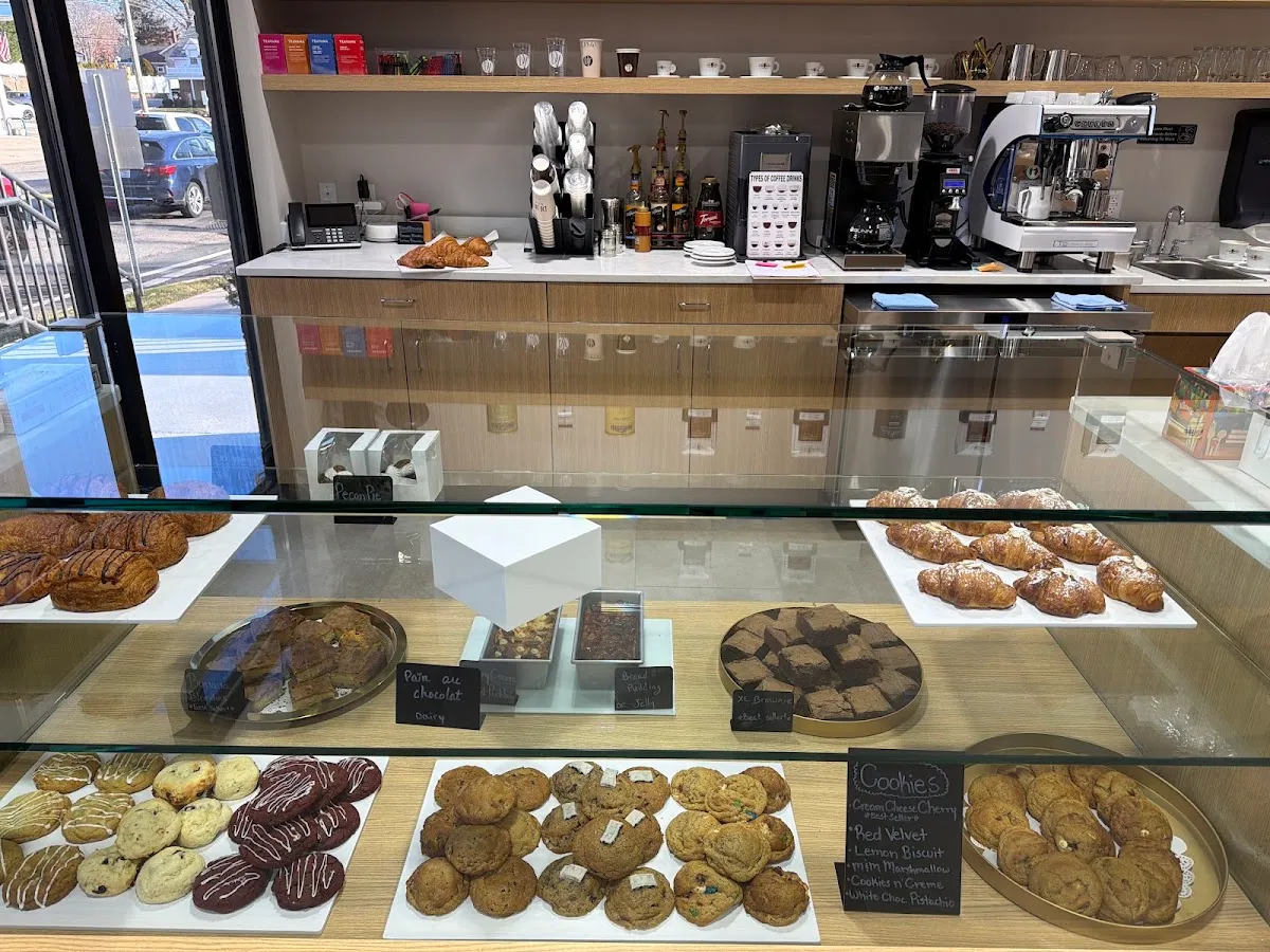 Deja Vu Bakery — photo 8