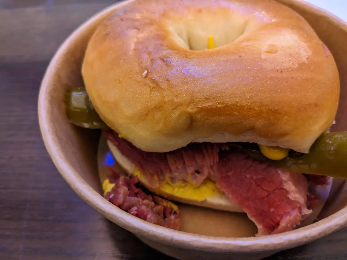 Deli 613 — photo 5