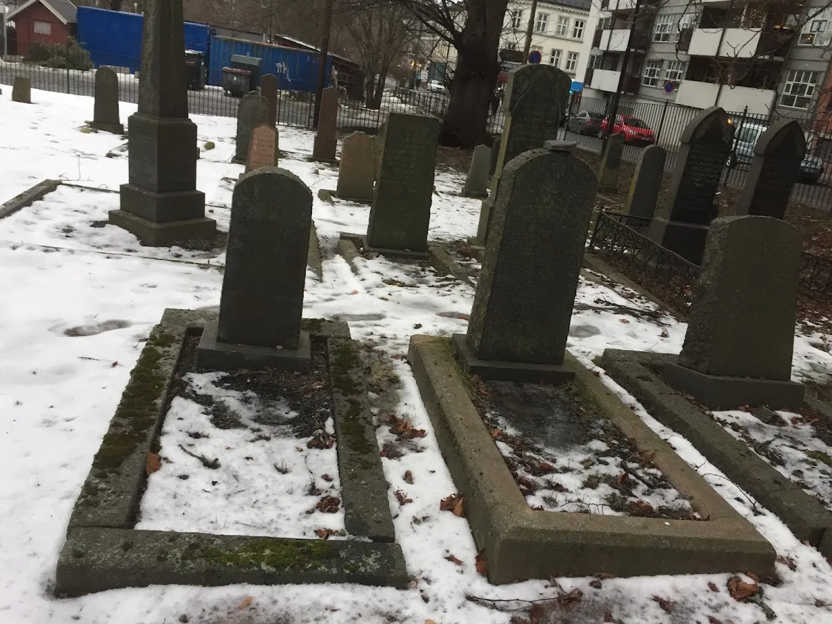 Den gamle jødiske gravlund — foto 6