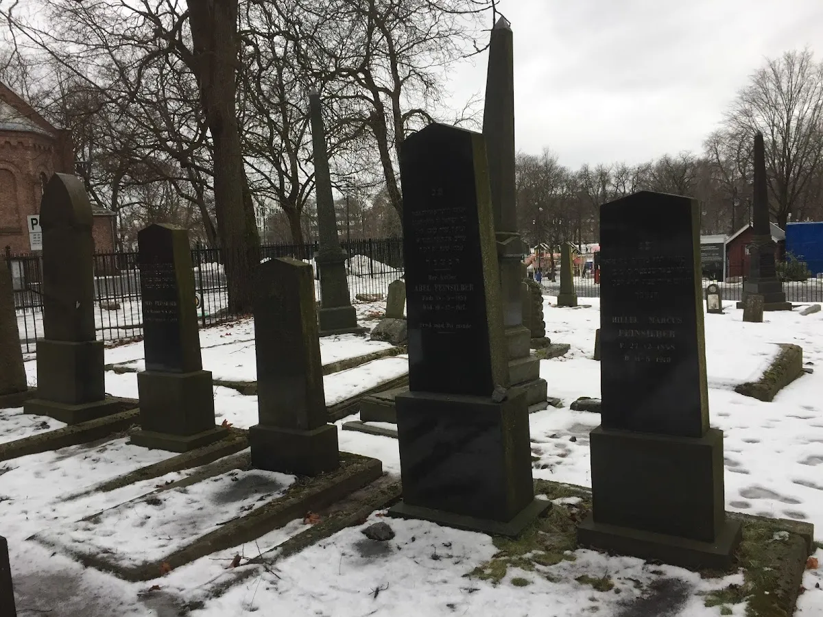 Den gamle jødiske gravlund — foto 8