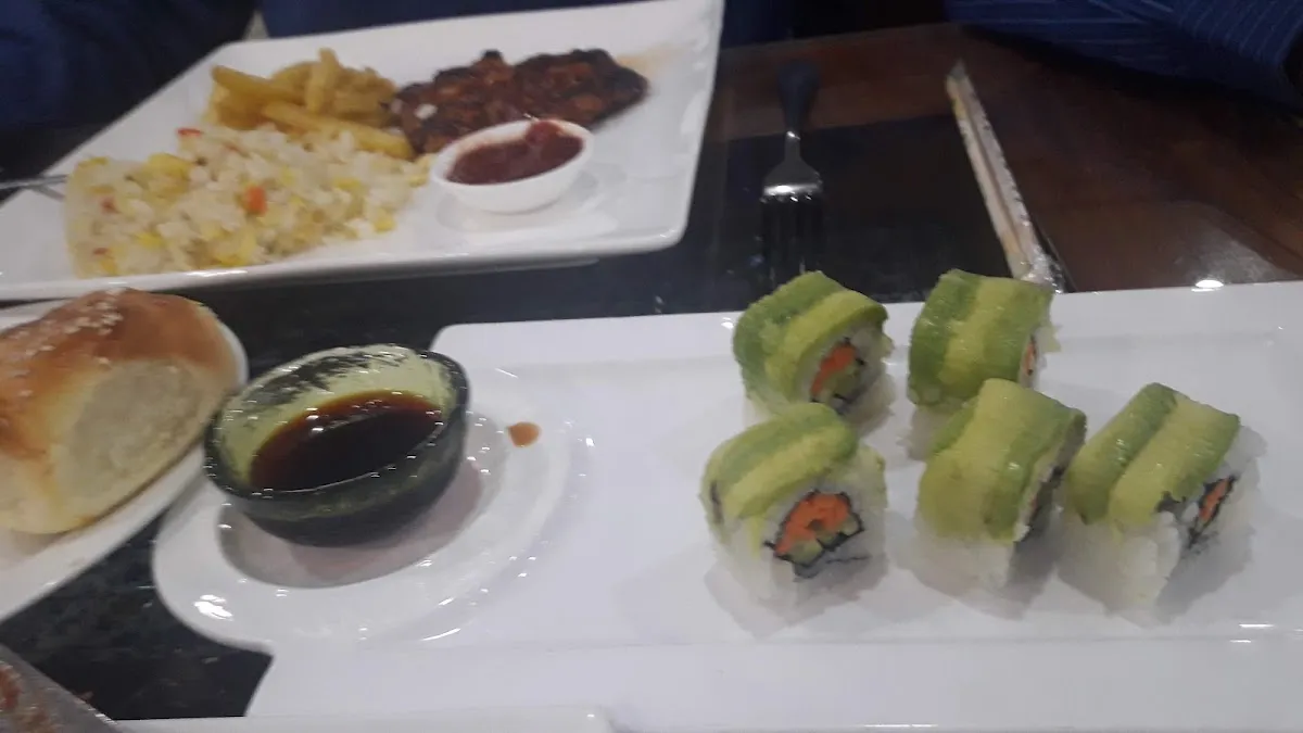 Dini's Kosher Restaurant — foto 6