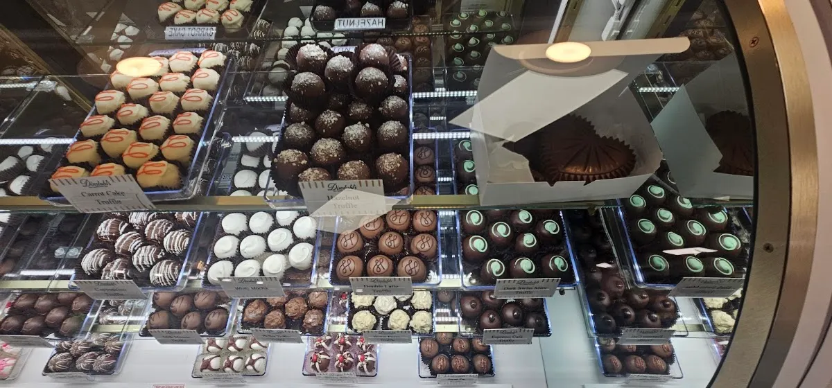 Dinstuhl's Fine Candies (S Grove Park Rd) — photo 4