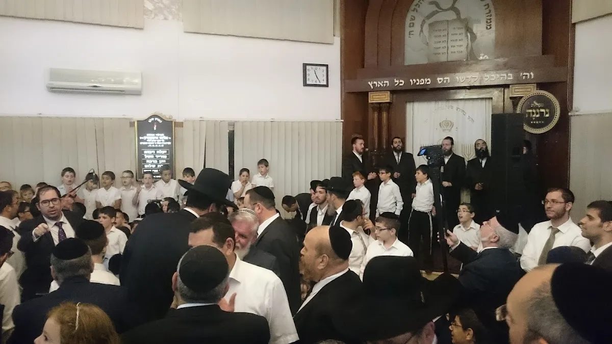 Divrei Chaim Synagogue — foto 5