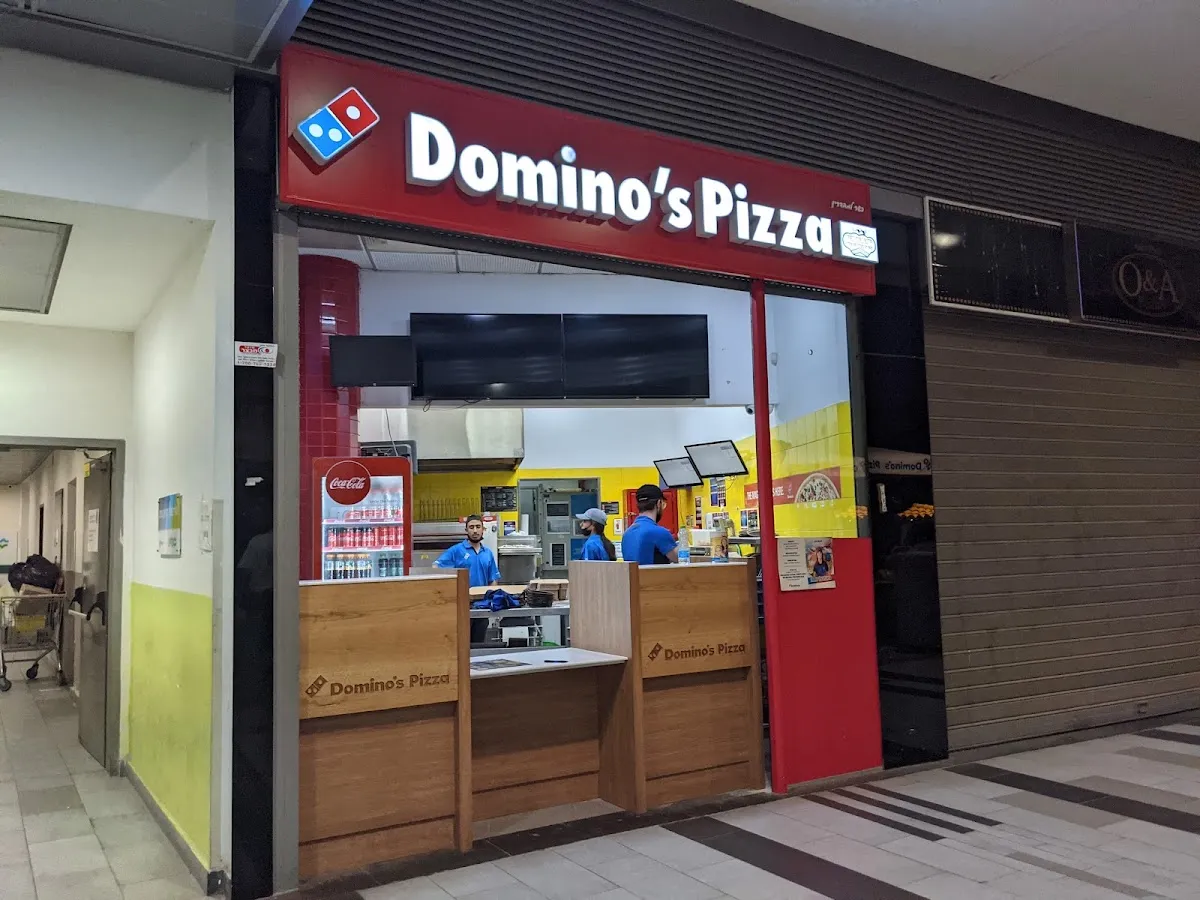 Domino's Pizza (Kanyon Ganim)