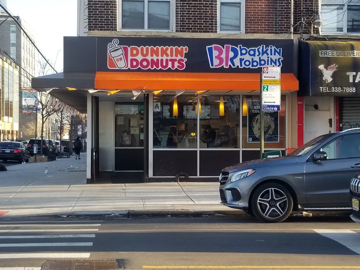 Dunkin' (Avenue I)