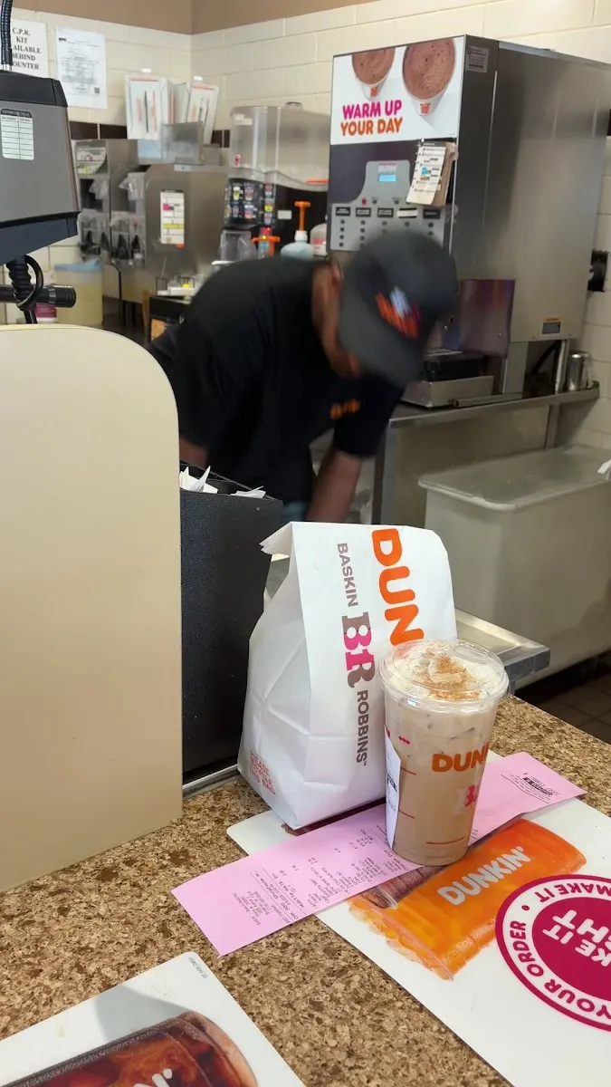 Dunkin' (Avenue I) — photo 2