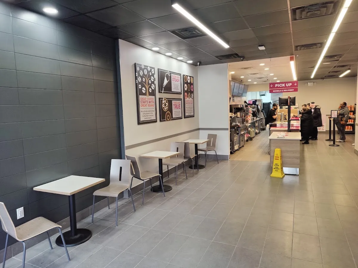 Dunkin' (Avenue M) — foto 9