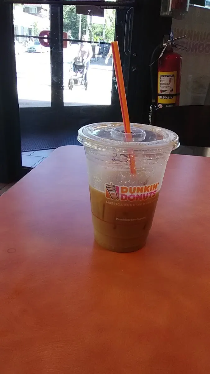 Dunkin' (Squirrel Hill, Forbes Ave) — foto 4