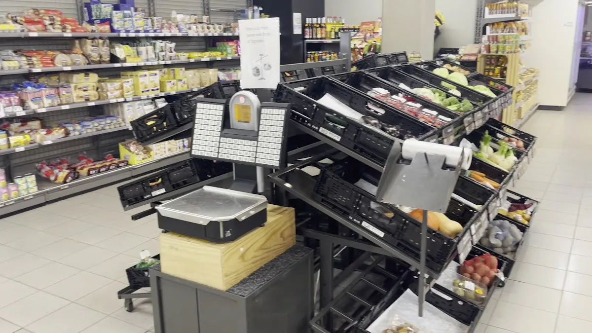 Edelweiss Market Grand-Place — photo 3