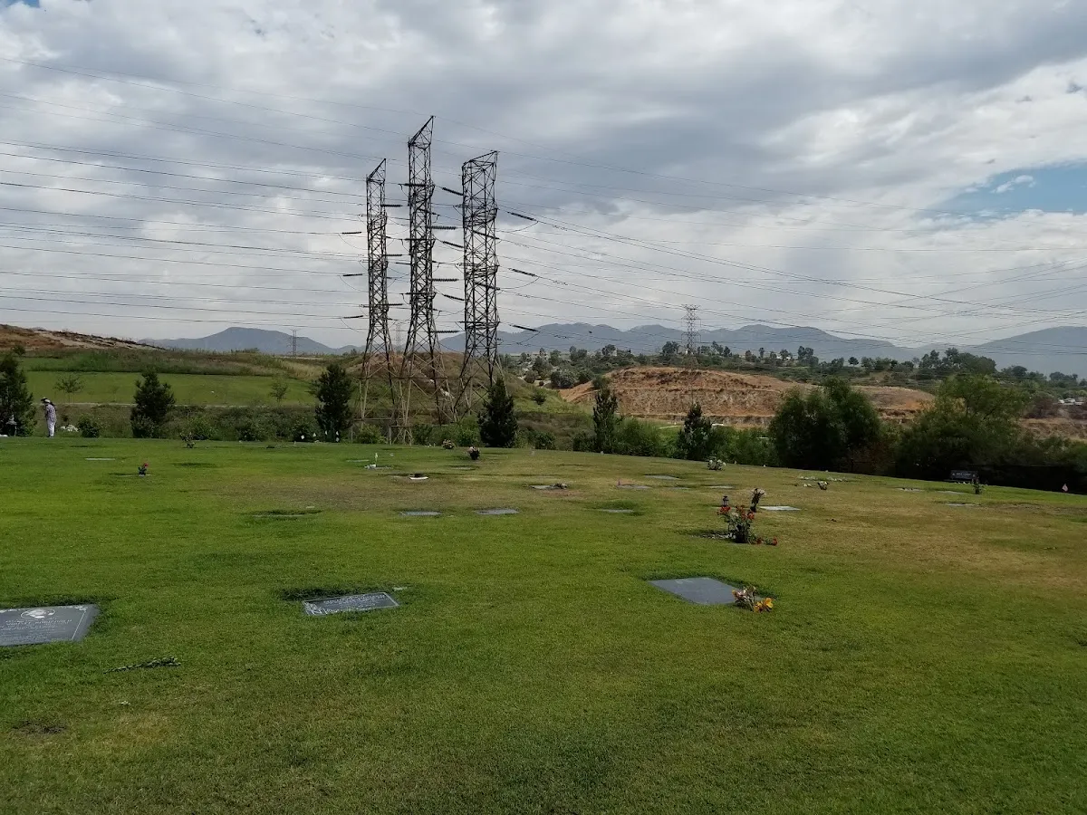 Eden Memorial Park — foto 8