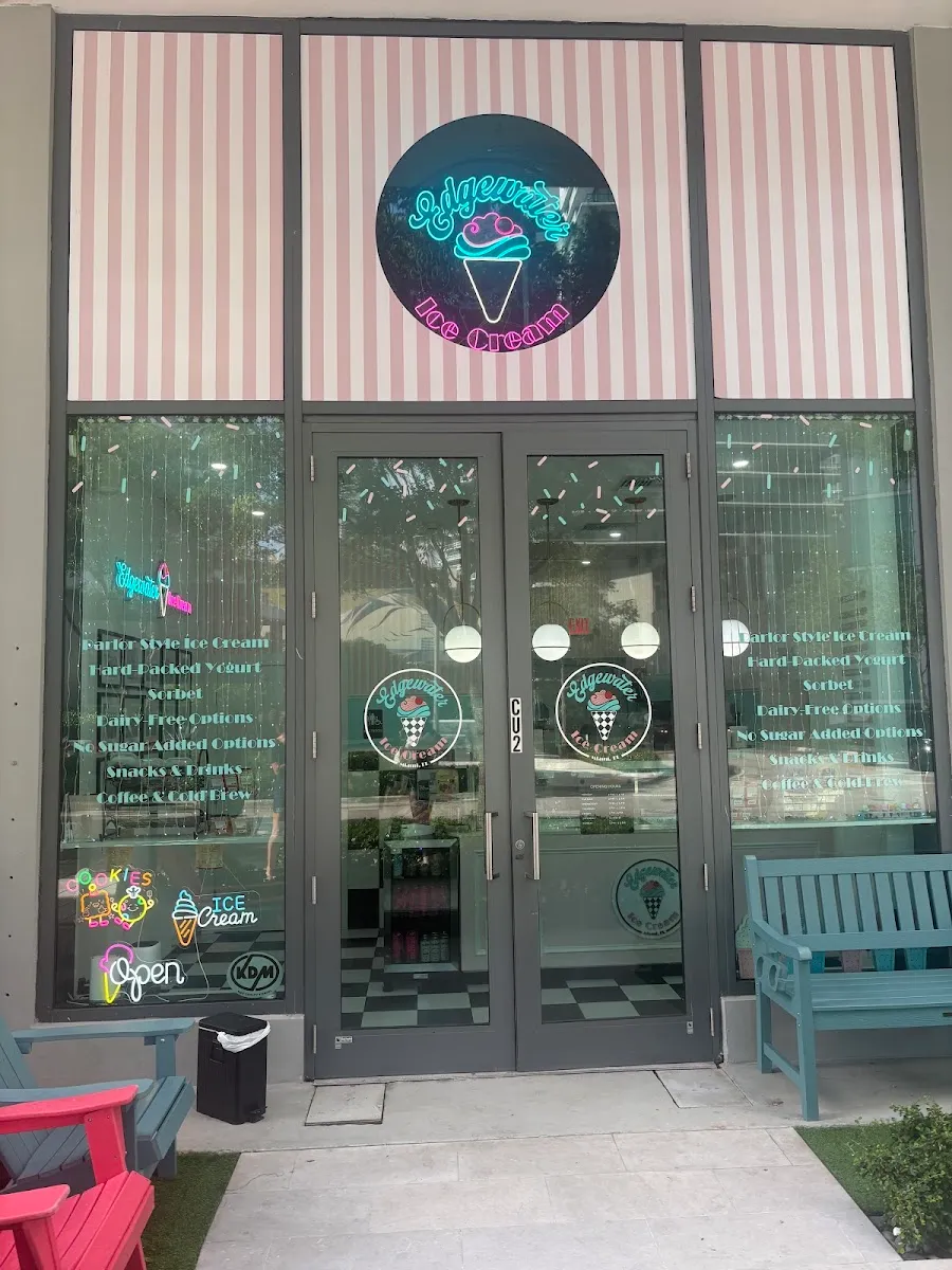 Edgewater Ice Cream — foto 9