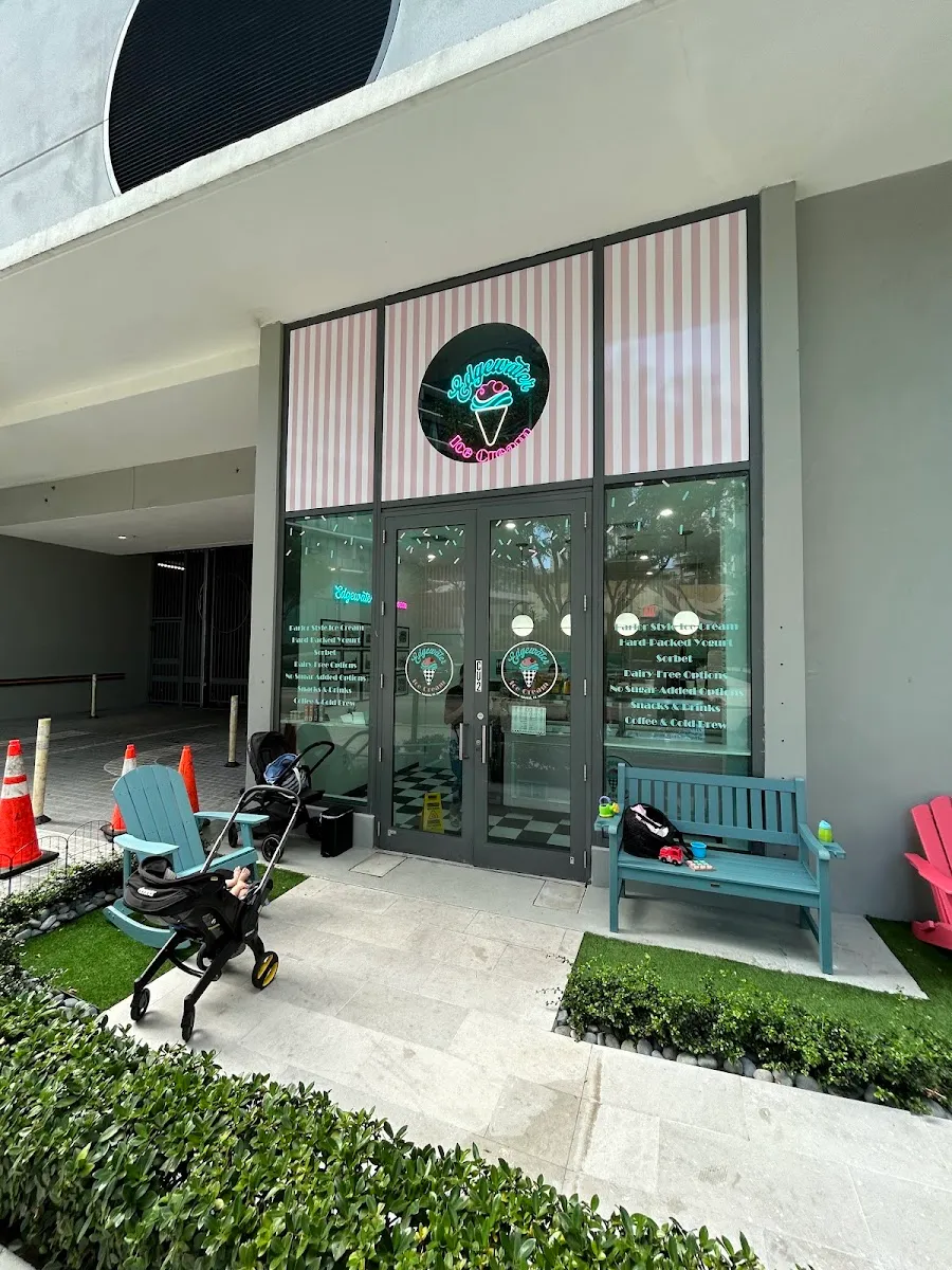 Edgewater Ice Cream — foto 10