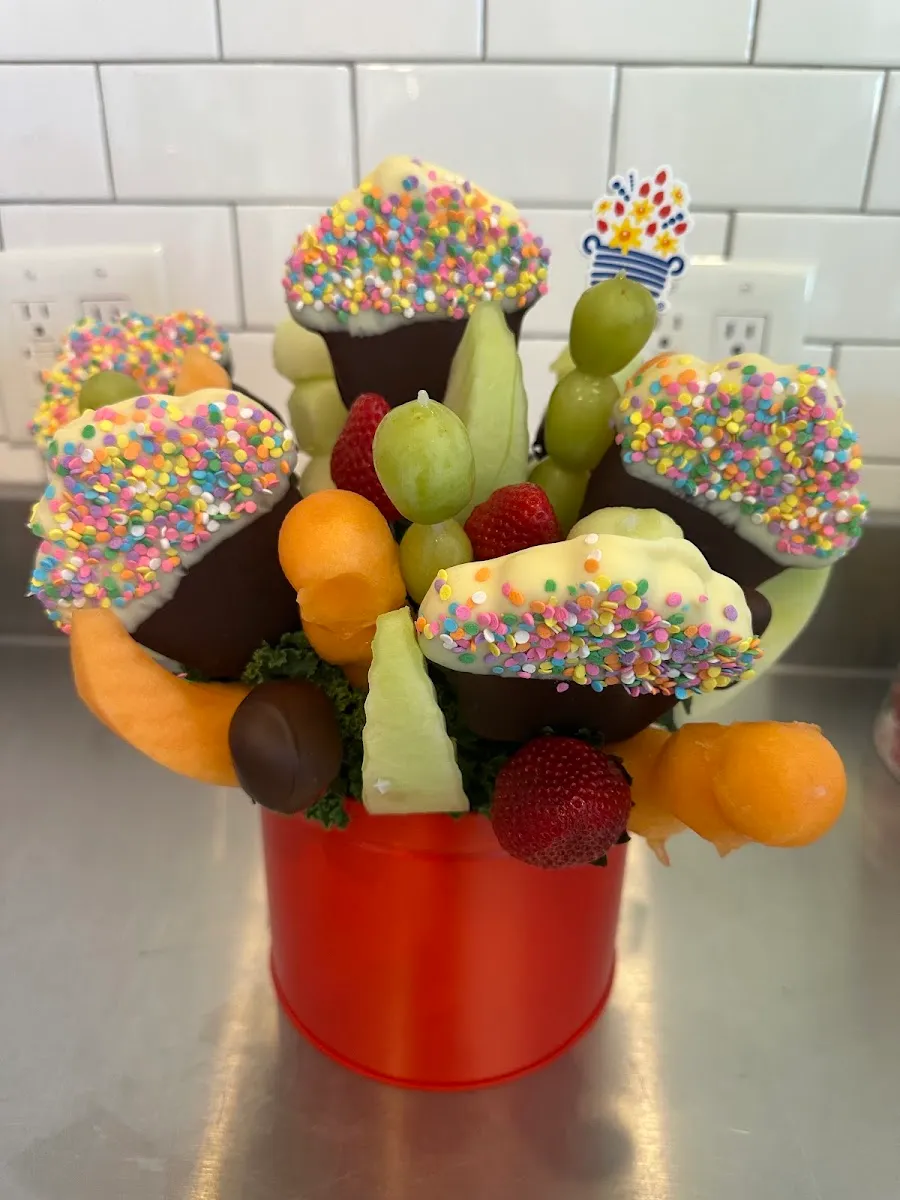 Edible Arrangements — photo 8