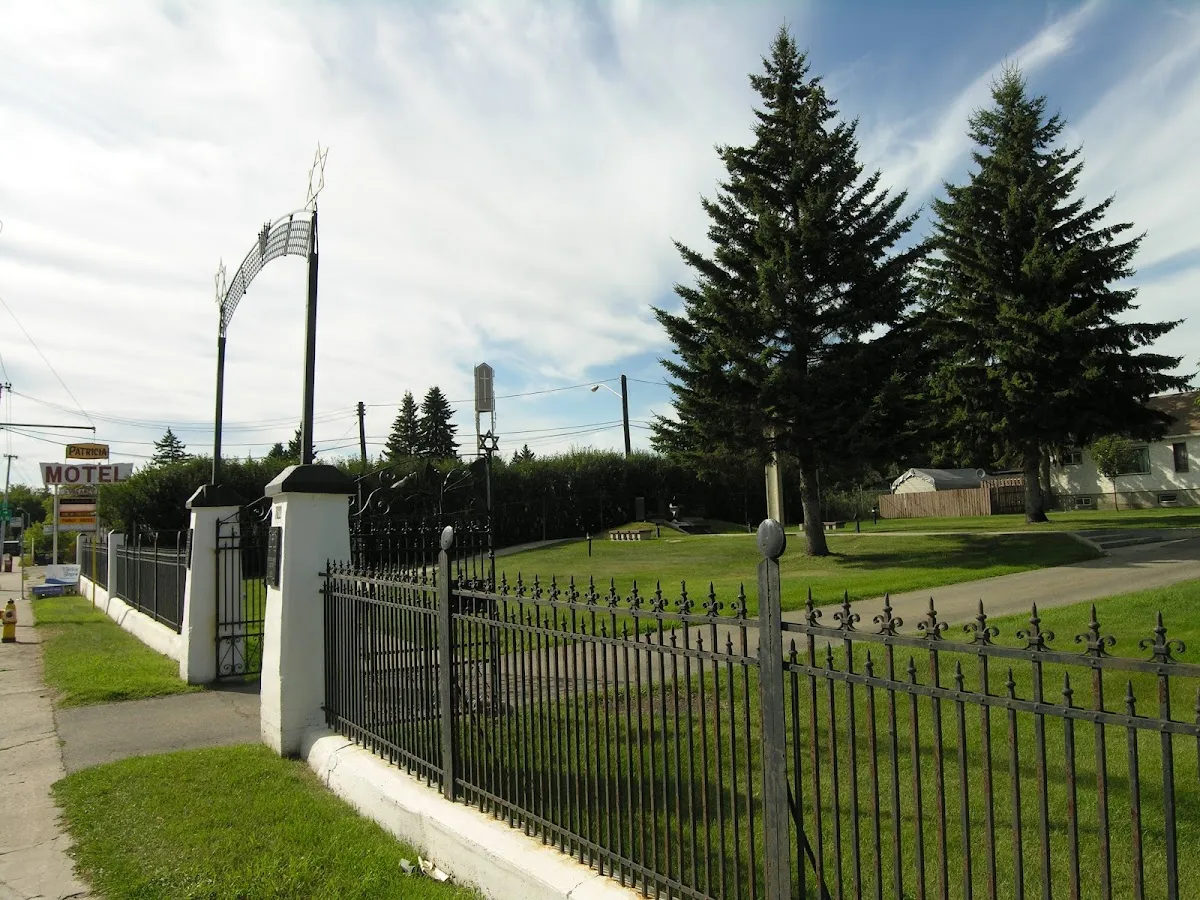 Edmonton Jewish Cemetery — photo 2