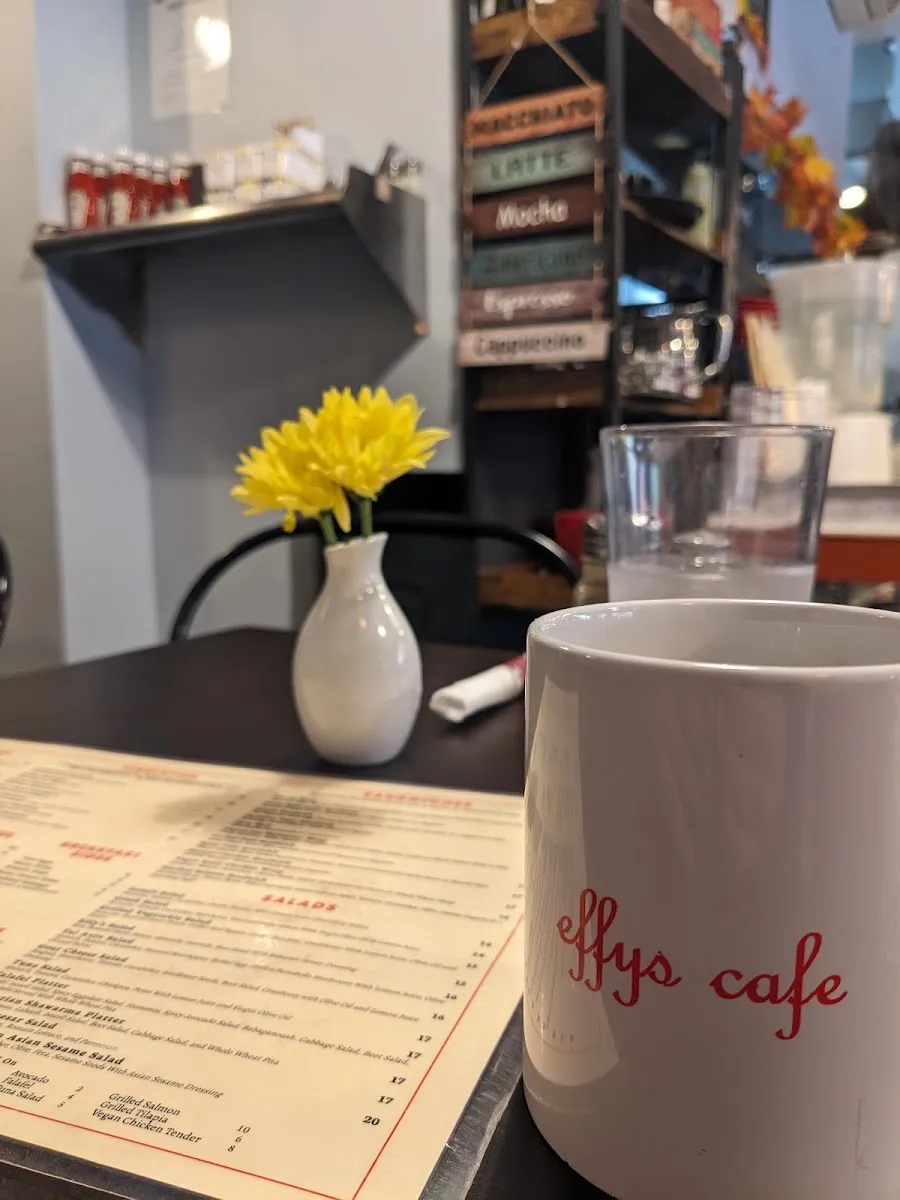 Effy's Cafe — foto 9