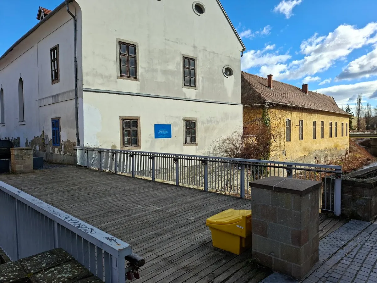Egri Kis Zsinagóga Közösségi Színtér — photo 2