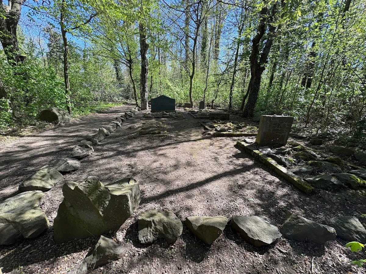 Ehemaliger Jüdischer Friedhof Porz — foto 7