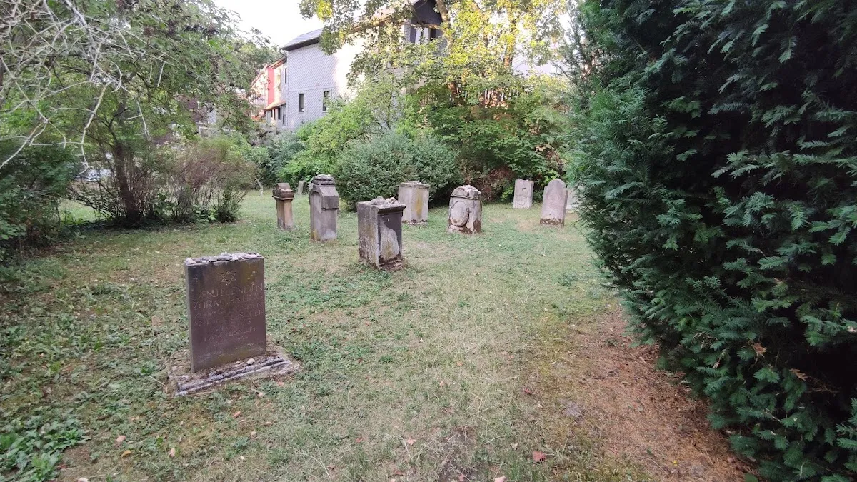 Ehemaliger Jüdischer Friedhof Weimar — photo 3