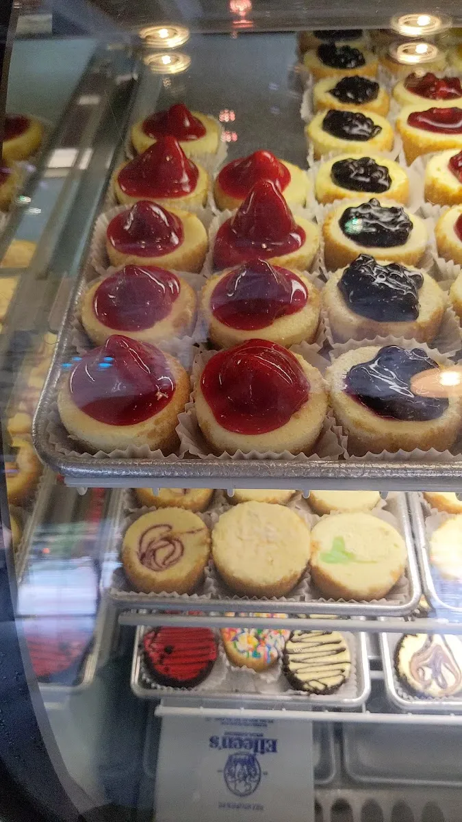 Eileen's Special Cheesecake — photo 2