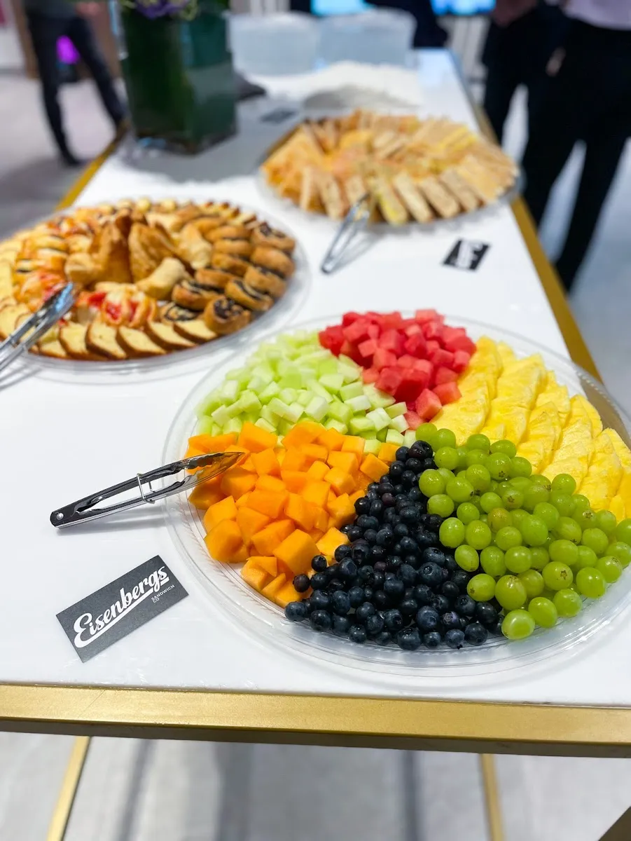 Eisenbergs - Dairy Restaurant & Caterer @ The Prosserman JCC — foto 3
