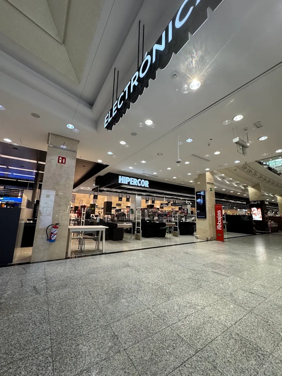 El Corte Inglés Sanchinarro — photo 2