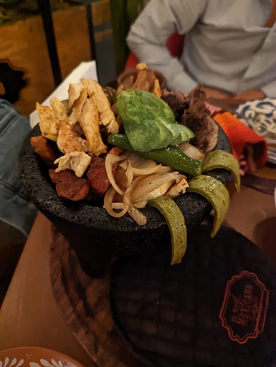 El Mexicano Restaurante y Mezcalería — photo 3