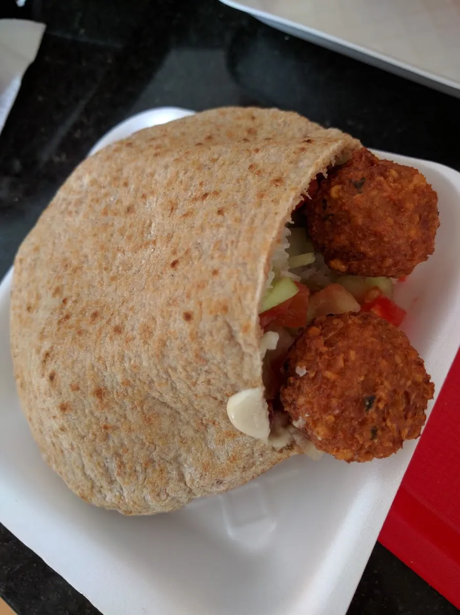 El Rey del Falafel — photo 8