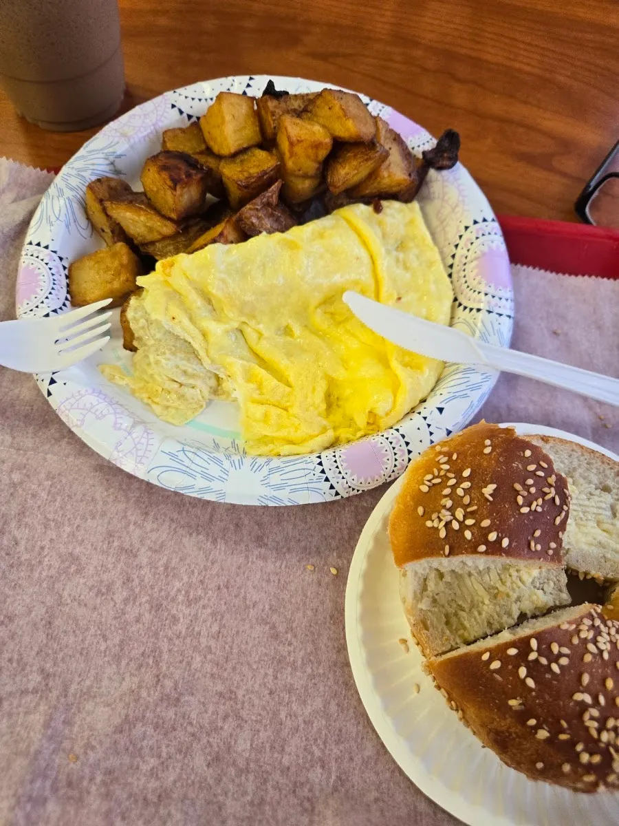Eli's Bagel Shop — photo 2