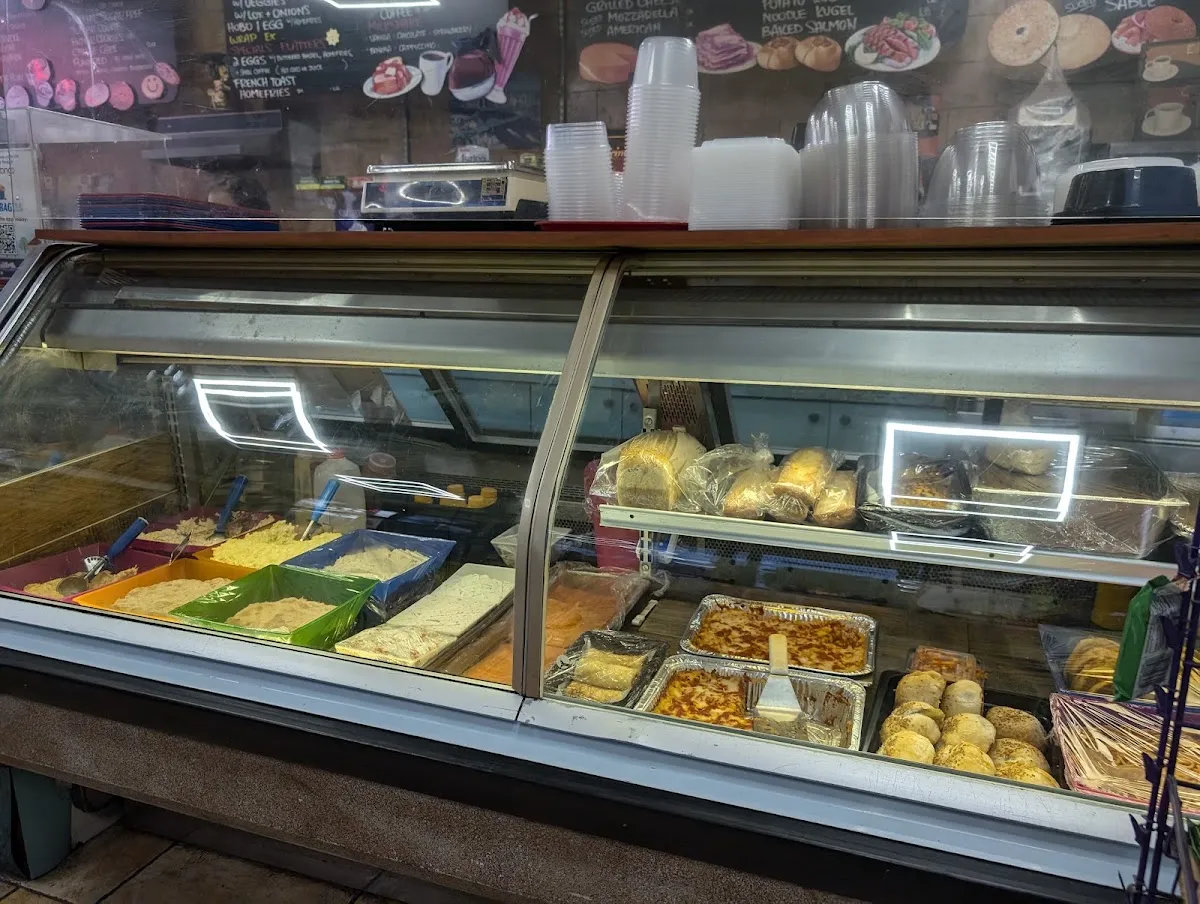 Eli's Bagel Shop — photo 4