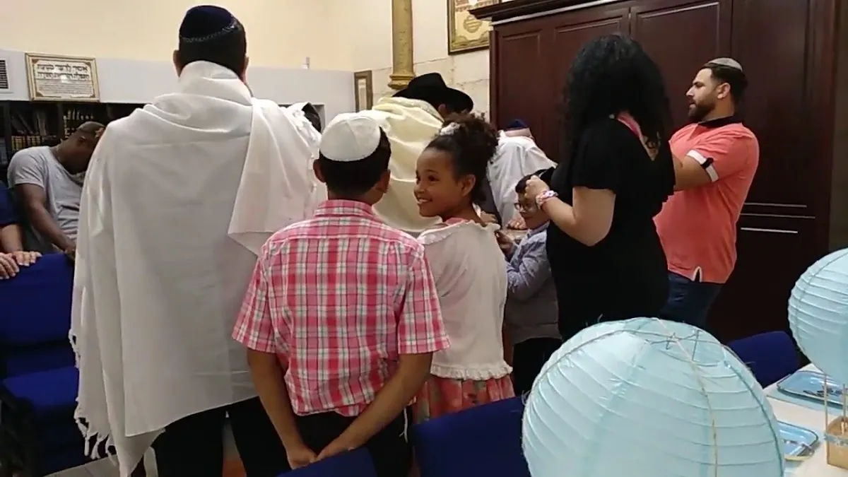Eliyahu Hanavi Sephardic Synagogue — photo 3