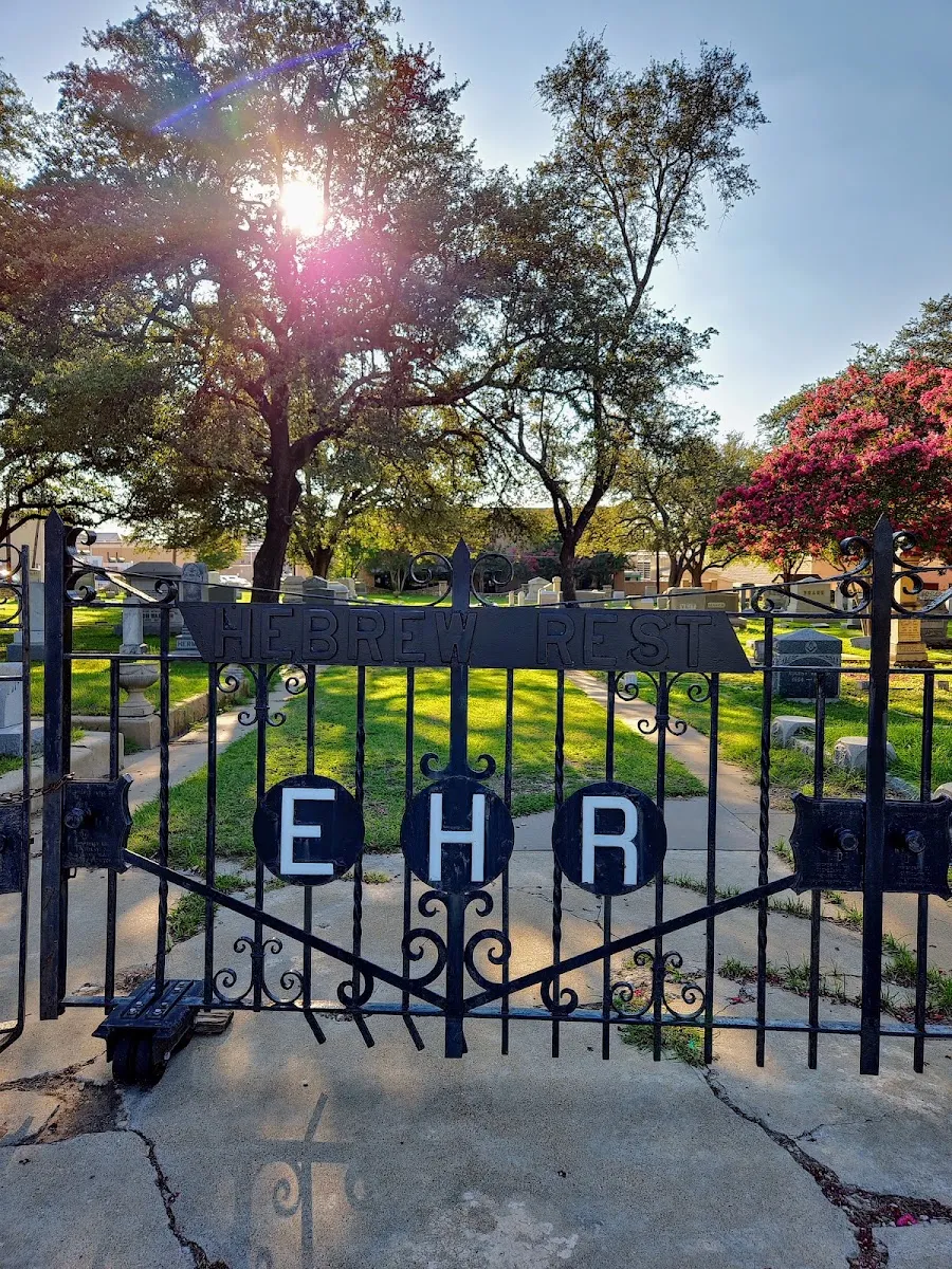 Emanuel Hebrew Rest Cemetery - Texas State Historical Marker — photo 2