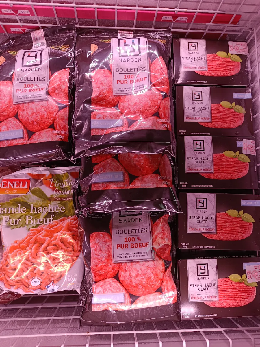 Épicerie 'Complètement Casher' - Kosher grocery — foto 9